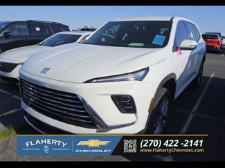 Used 2025 Buick Enclave Preferred w/ Super Cruise Package FWD video 1