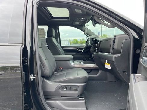 New 2026 Chevrolet Silverado 2500 LTZ w/ LTZ Plus Package AWD/4WD image 18