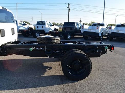 New 2026 RAM 4500 Tradesman image 5