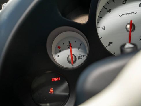Used 2006 Dodge Viper SRT-10 RWD image 35
