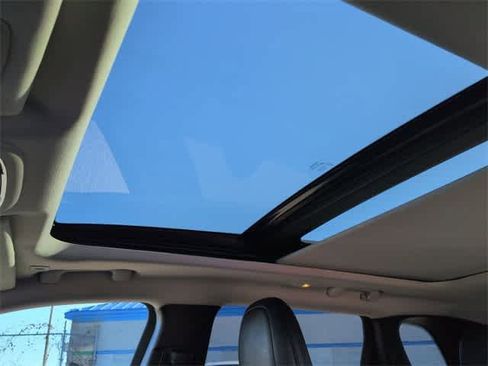 Used 2019 Jeep Cherokee Trailhawk w/ Comfort/Convenience Group image 25