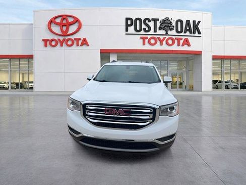 Used 2018 GMC Acadia SLT image 3