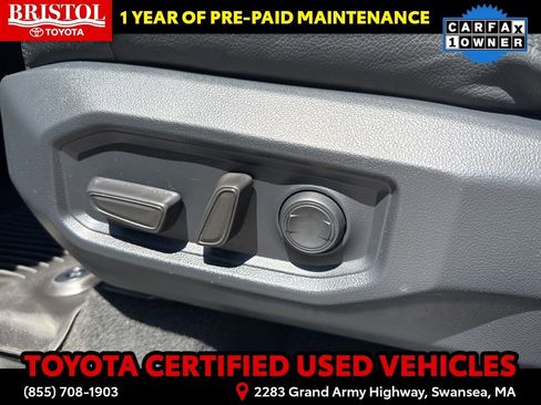Certified 2022 Toyota Tundra SR5 w/ SR5 Premium Package AWD/4WD image 26