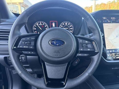 Used 2025 Subaru Forester Touring w/ Popular Package - Touring AWD/4WD image 18