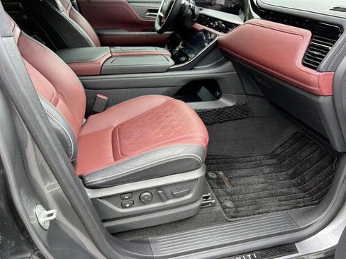 Used 2025 INFINITI QX80 Autograph w/ Premium Cargo Package image 11