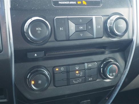 Used 2018 Ford F150 XLT image 34