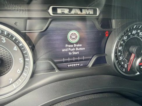 Used 2021 RAM 1500 Big Horn AWD/4WD image 5