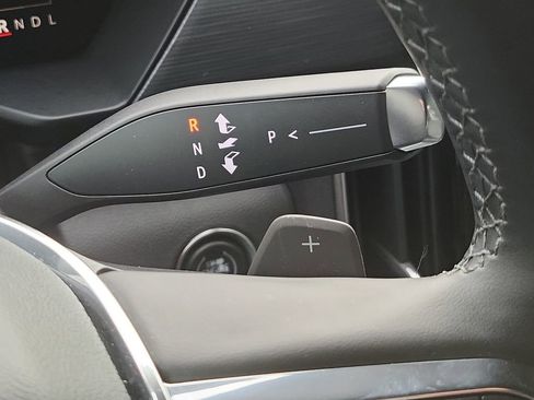 Used 2024 GMC Acadia Elevation w/ Luxury Package image 17