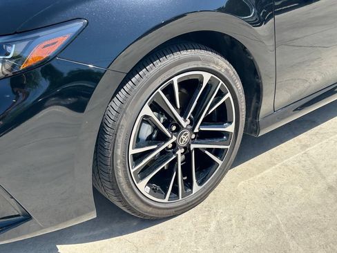 Certified 2026 Toyota Camry XLE FWD image 9