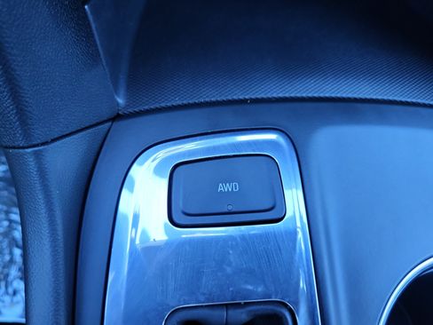 Used 2023 Chevrolet Equinox LS w/ LS Convenience Package image 27