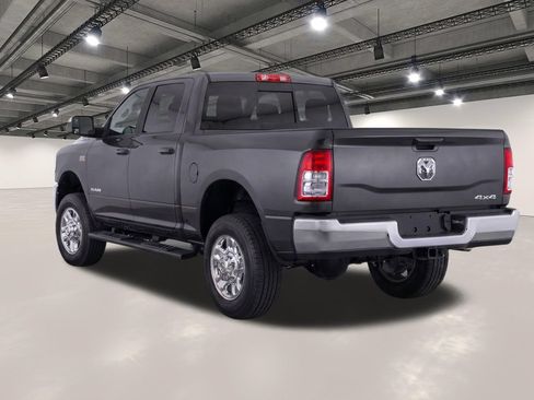 Used 2022 RAM 2500 Tradesman AWD/4WD image 3
