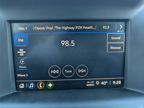 Used 2024 GMC Terrain SLE image 14