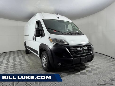 Used 2026 RAM ProMaster 2500 w/ Convenience Group FWD image 1