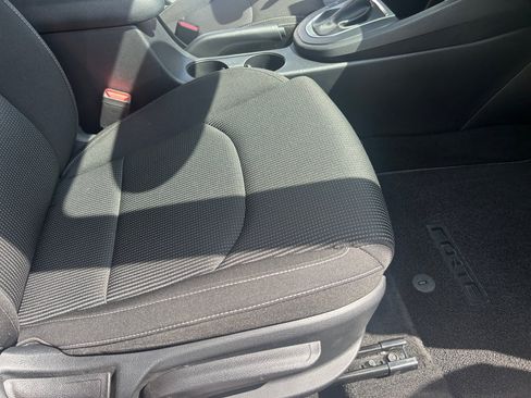 Used 2019 Kia Forte LXS FWD image 28