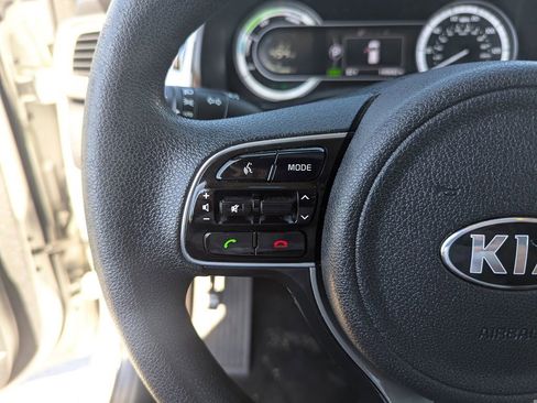 Used 2019 Kia Niro LX image 25