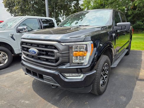 Used 2022 Ford F150 XLT w/ Equipment Group 302A High AWD/4WD image 2