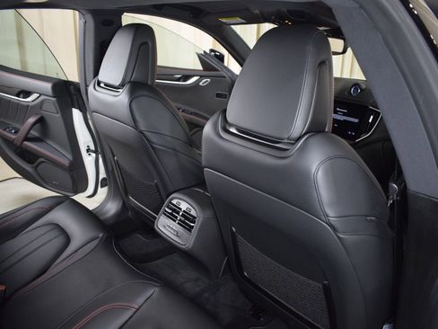 Certified 2024 Maserati Ghibli Modena image 18