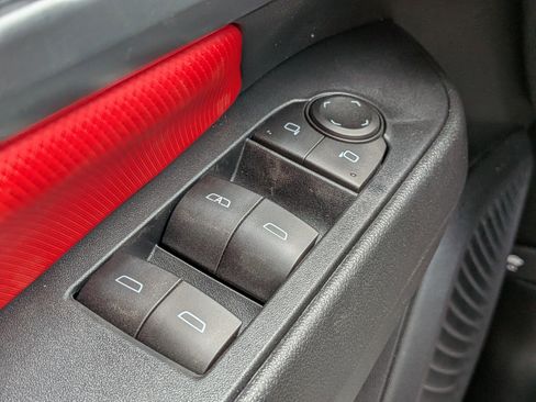 New 2026 Chevrolet Equinox EV RS image 18