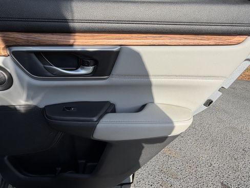 Used 2022 Honda CR-V Touring image 39