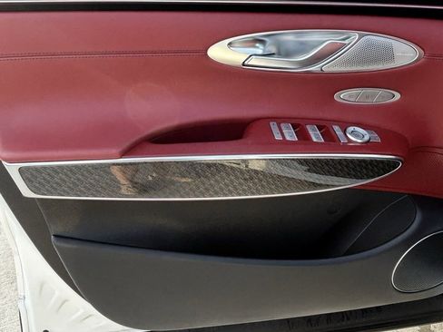 Used 2026 Genesis GV70 3.5T Sport Prestige image 7