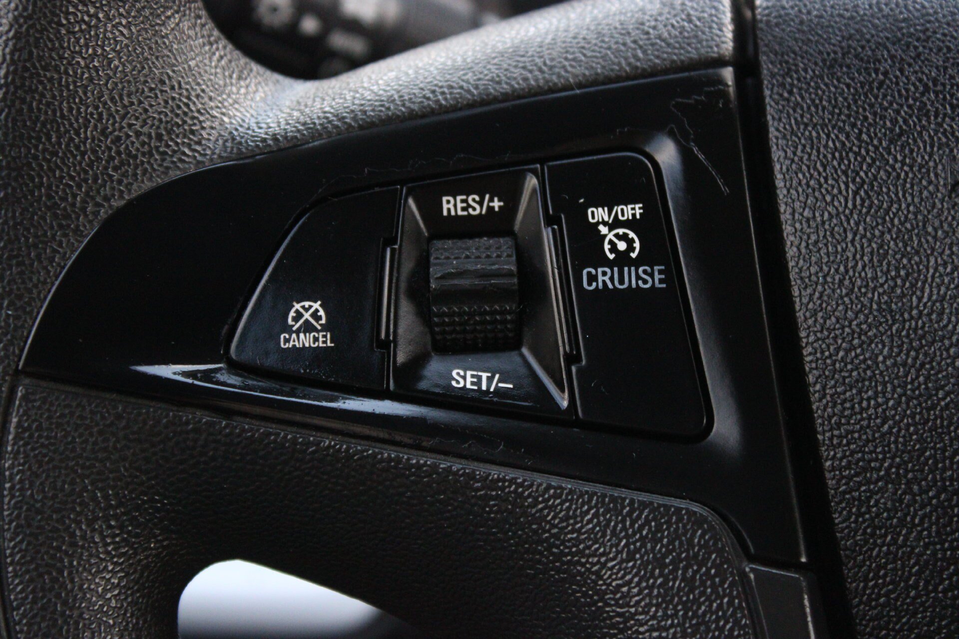 Used 2015 GMC Terrain SLE FWD image 29