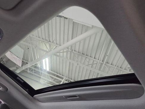 New 2026 Hyundai Elantra Limited image 18