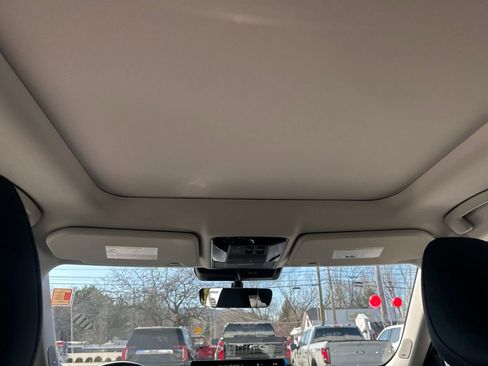 New 2026 Mitsubishi Outlander AWD image 17