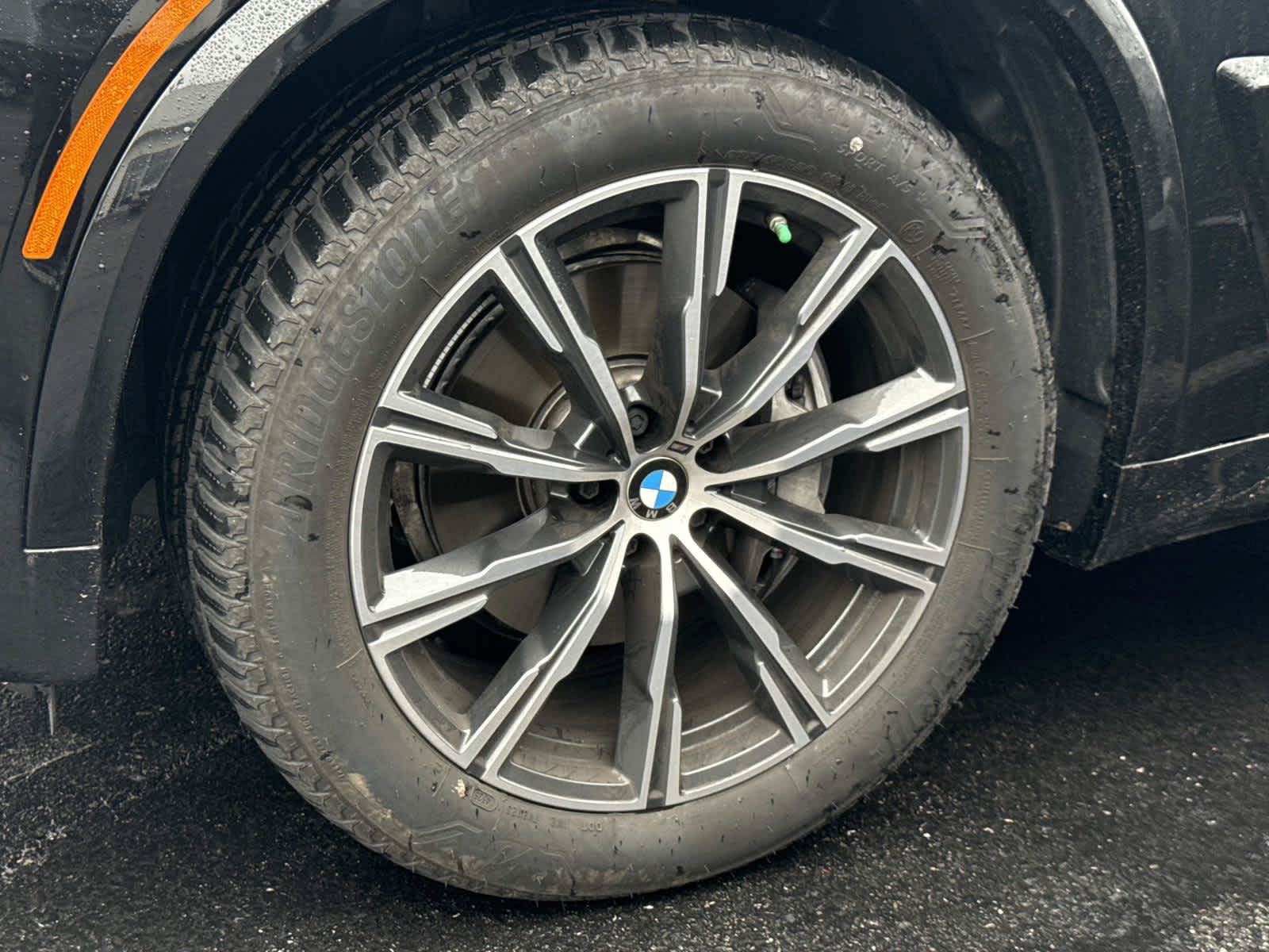 Used 2026 BMW X5 xDrive40i w/ M Sport Package AWD/4WD image 10