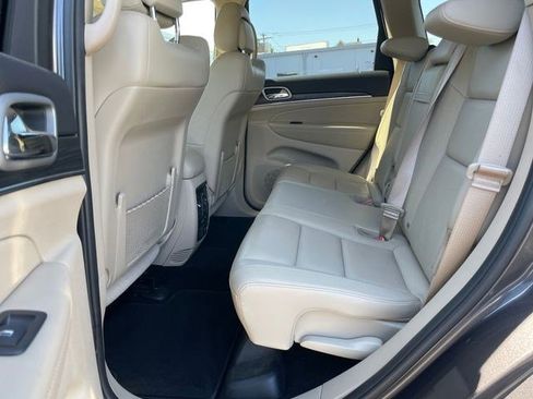 Certified 2021 Jeep Grand Cherokee Limited AWD/4WD image 31