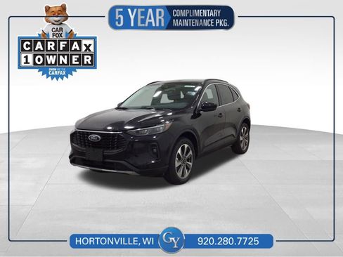 Used 2025 Ford Escape Platinum AWD/4WD image 1