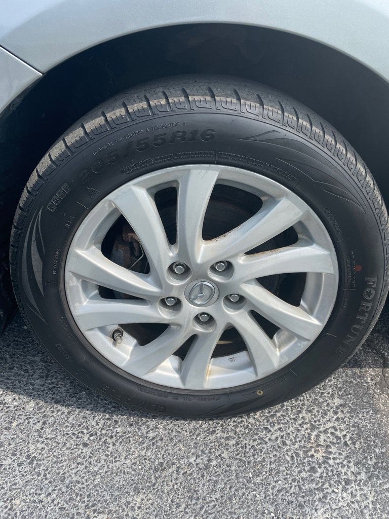 Used 2012 MAZDA MAZDA3 i Touring FWD image 24