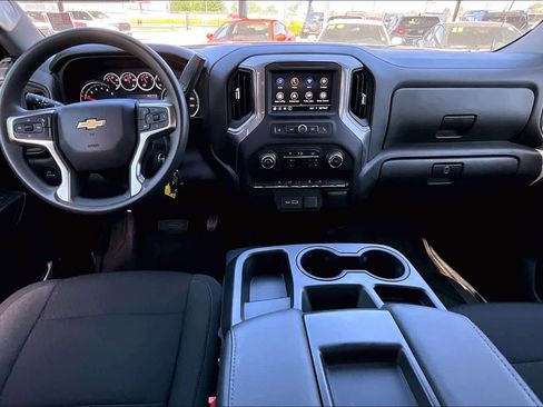 Used 2022 Chevrolet Silverado 1500 Custom w/ Safety Confidence Package AWD/4WD image 15