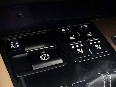 Used 2022 Lexus RX 350L FWD w/ Premium Package image 28