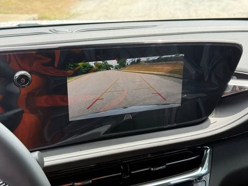 New 2026 Buick Envista Avenir FWD image 4
