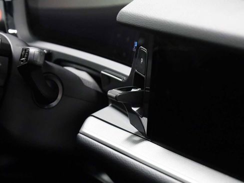 Certified 2024 Porsche Cayenne Coupe image 21