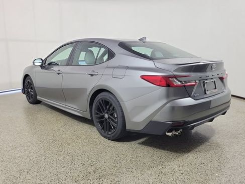 Used 2026 Toyota Camry SE FWD image 7