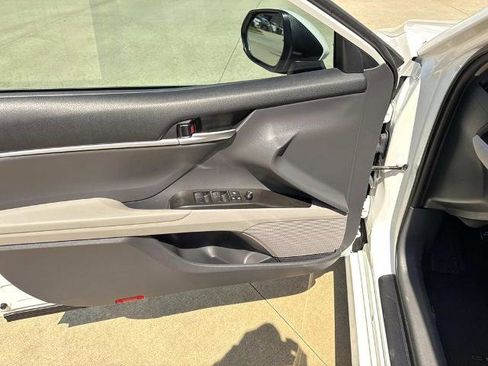 Used 2023 Toyota Camry LE image 22