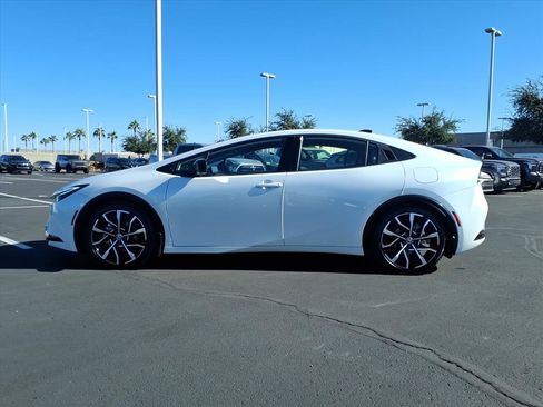 Used 2024 Toyota Prius Prime image 7