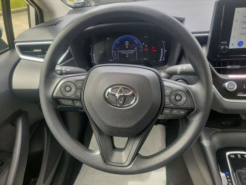 Certified 2026 Toyota Corolla LE w/ LE Premium Package FWD image 21