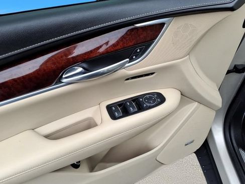 Used 2017 Cadillac XT5 Premium Luxury AWD/4WD image 17