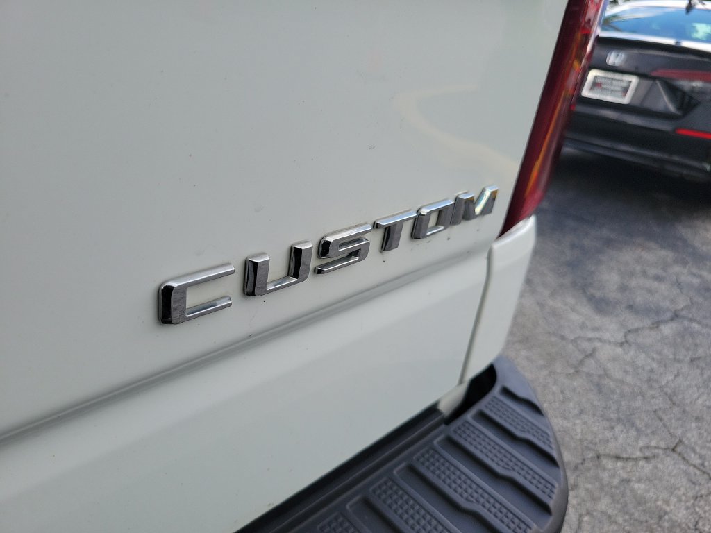 Used 2022 Chevrolet Silverado 1500 Custom Trail Boss AWD/4WD image 11