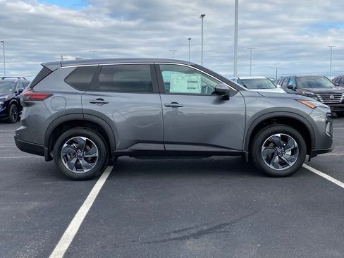 New 2026 Nissan Rogue SV w/ Cold Weather Package FWD image 3