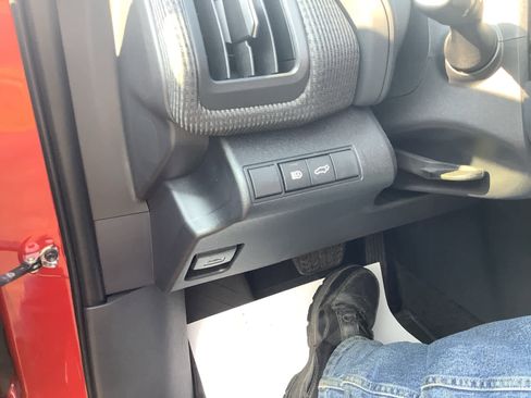 Certified 2023 Subaru Solterra AWD image 13