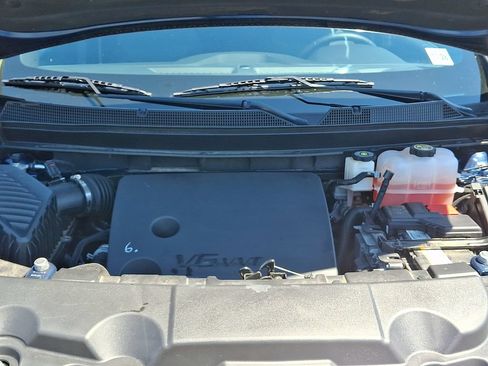 Used 2023 Chevrolet Traverse LT AWD/4WD image 29