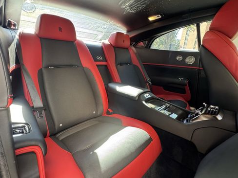Certified 2019 Rolls-Royce Wraith image 9