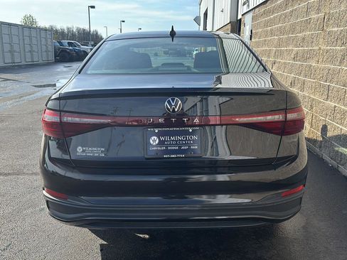 Used 2025 Volkswagen Jetta Sport FWD image 39