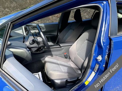 Used 2023 Toyota Prius LE FWD image 18