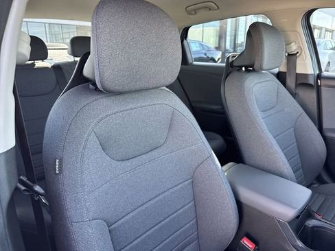 Certified 2025 Kia K4 EX image 22