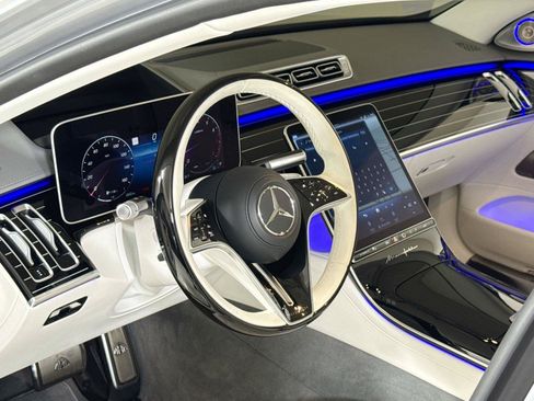 Used 2024 Mercedes-Benz Maybach S 580 4MATIC image 17
