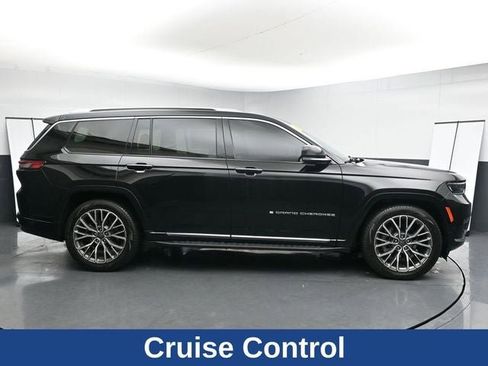Used 2023 Jeep Grand Cherokee L Summit AWD/4WD image 13